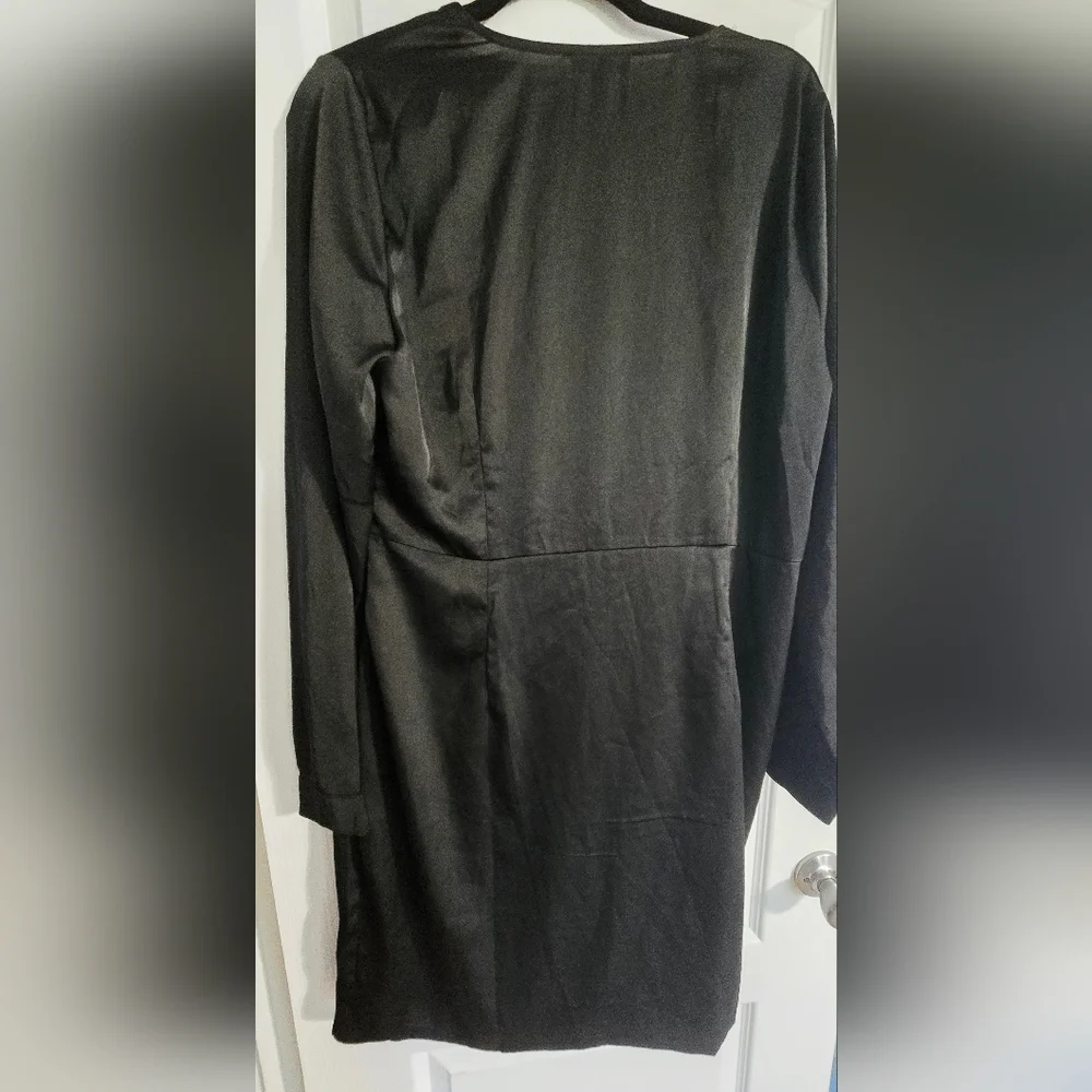 Fashion nova black satin twist‎ long sleeve mini dress 2XL